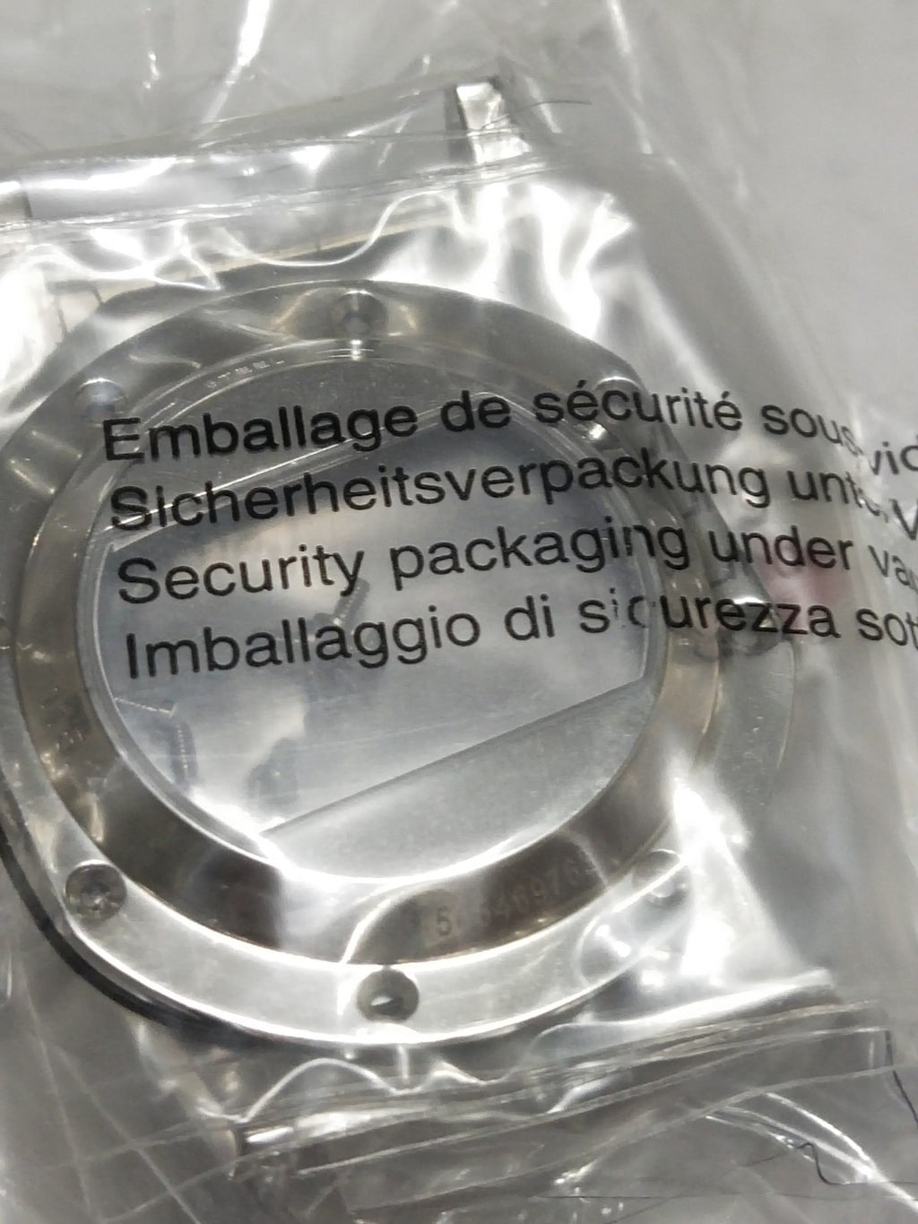 GUCCI Original / Complete Case/ Part No. YDA04086/Factory sealed 