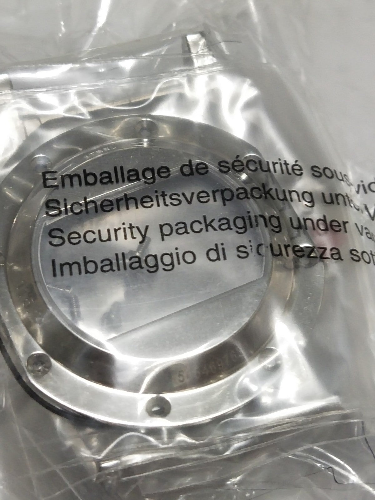 GUCCI Original / Complete Case/ Part No. YDA04086/Factory sealed 