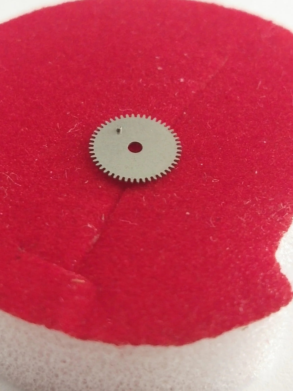 NOS Seiko Date Draiving wheel Parts 802 005 / 1 Pc