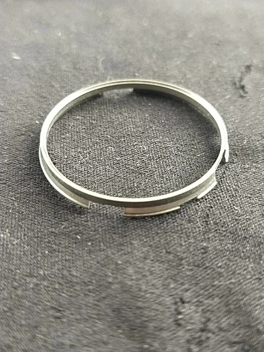 NOS Seiko Part . 8359 1769 / Case Ring Cal . 6138/6139