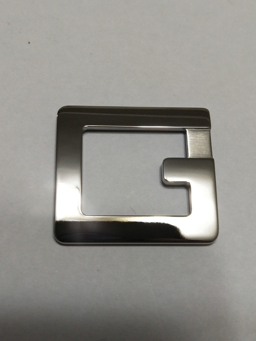 GUCCI Original /  Bezel Case/ Part No. YDA 22231