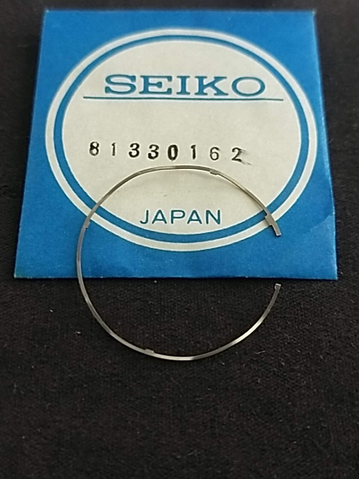 NOS Seiko Part . 8133 0162 / Shock resistant back cover
