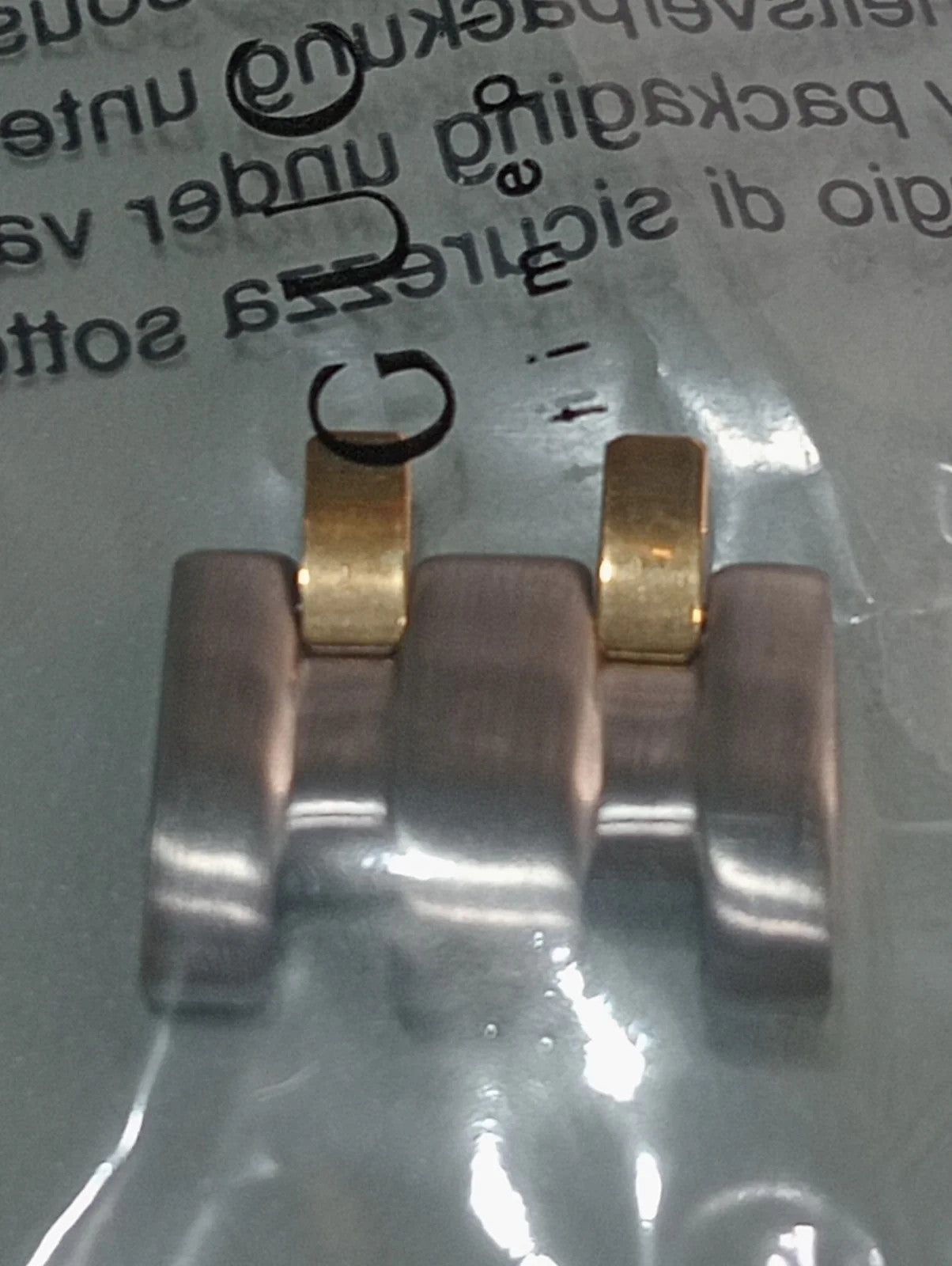 GUCCI Original / Link T.T / Part No. 163.536.1 / 18m.m