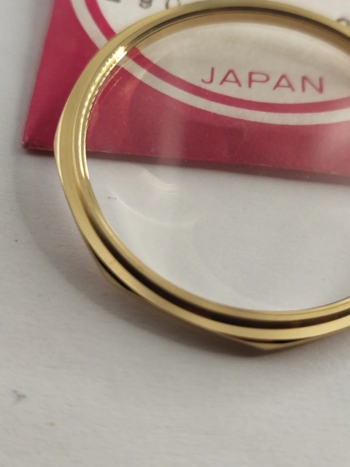 New Old Stok original Seiko glass 290R07GNG