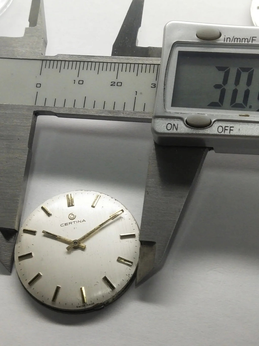 Certina 25-66 Movement with Dial, Hands and Crown / Good working condition/Use