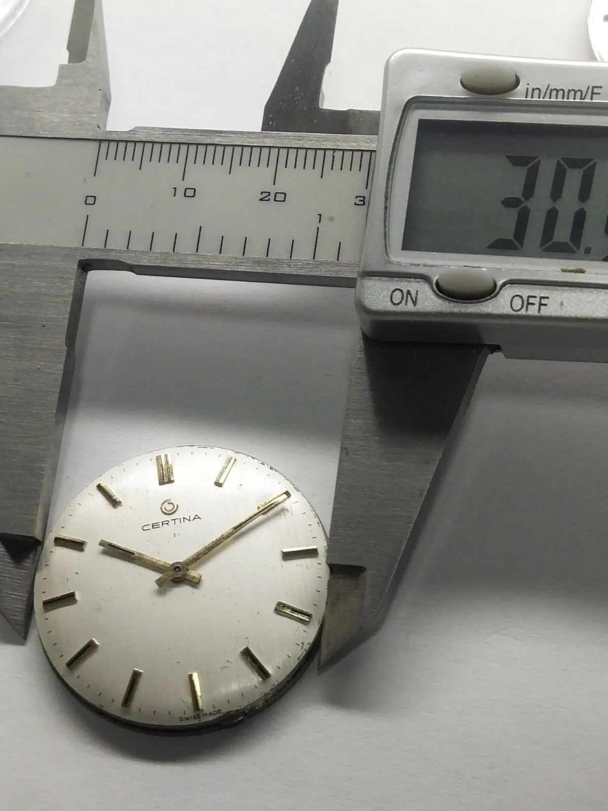 Certina 25-66 Movement with Dial, Hands and Crown / Good working condition/Use