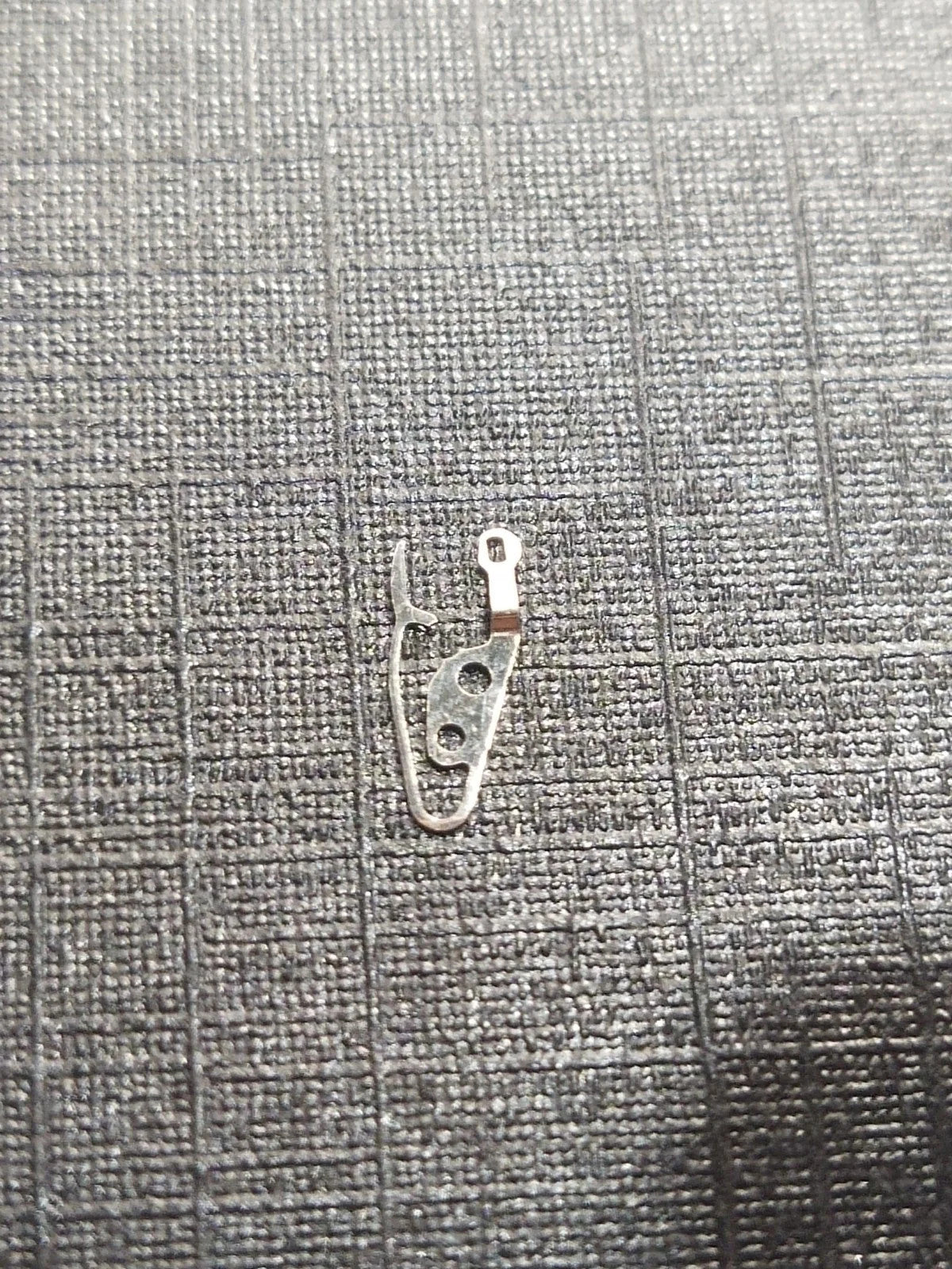 Seiko Part. 389 650 Sitting lever Axel Spring Cal. H357A (1pc