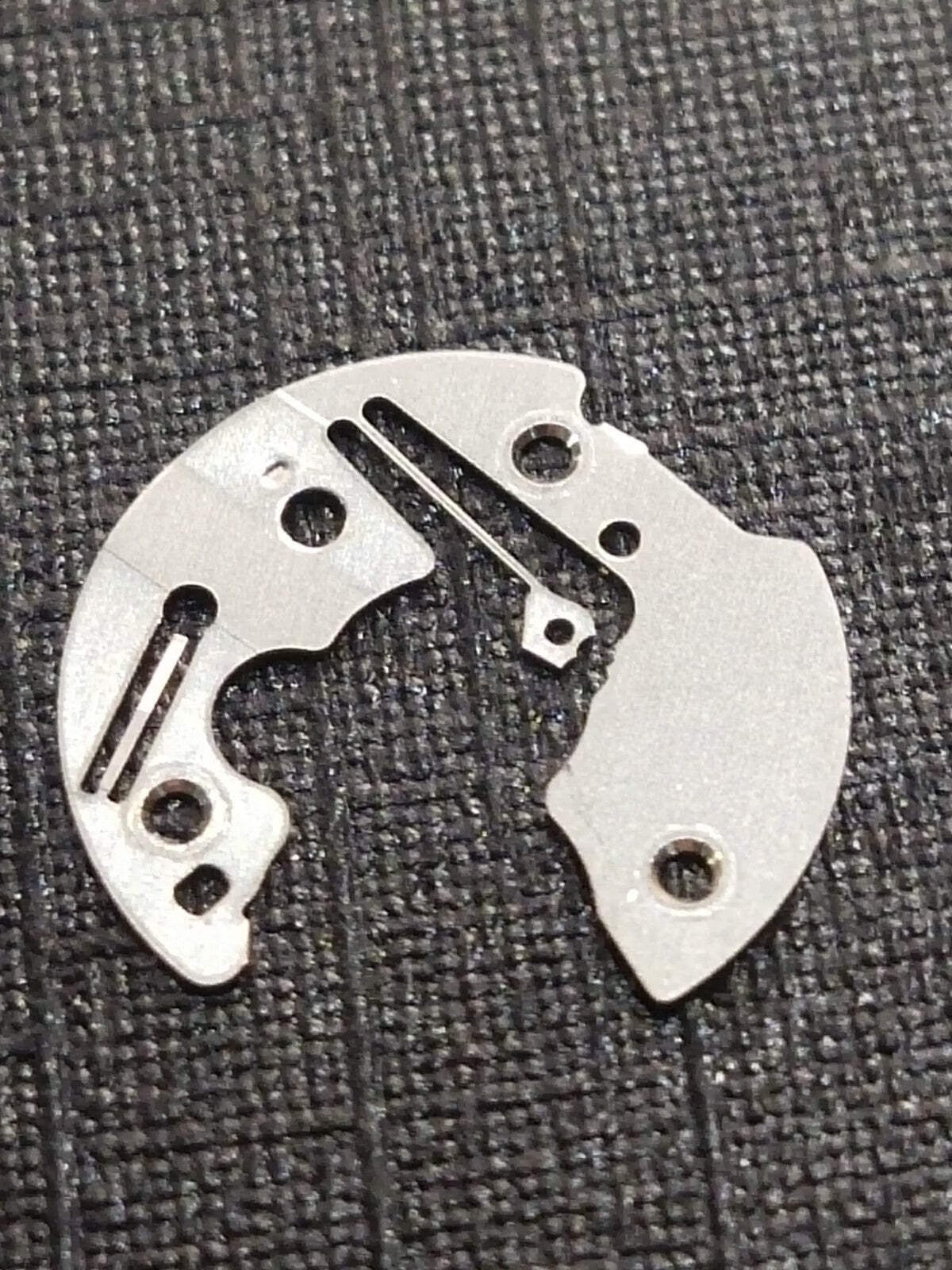 Seiko Part. 808 540 Date Dial guard Cal. 3E22A/23/29/32/39A (1pc