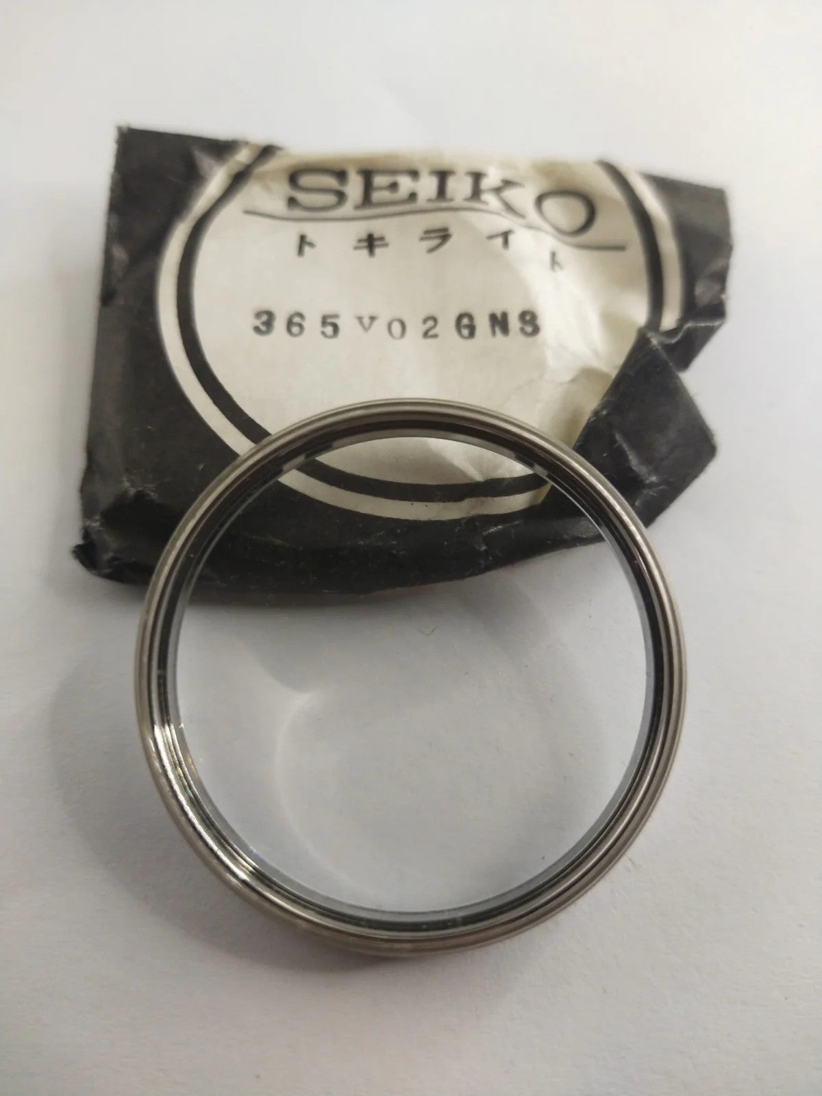 New old stock original Seiko glass 365V02GNS