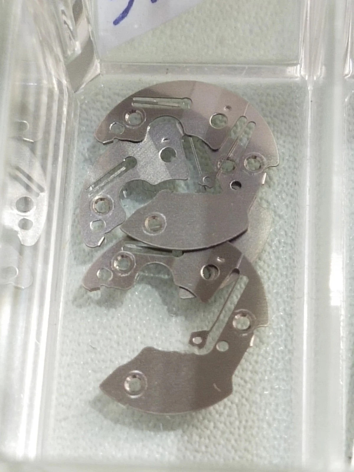 Seiko Part. 808 540 Date Dial guard Cal. 3E22A/23/29/32/39A (1pc