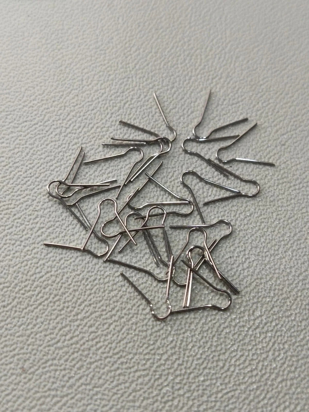 NOS Seiko Parts 883 220/1 Pc