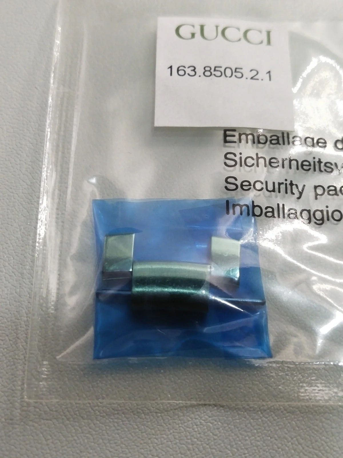 GUCCI Original / Link golden color / Part No. 163.8505.2.1 / 18m.m