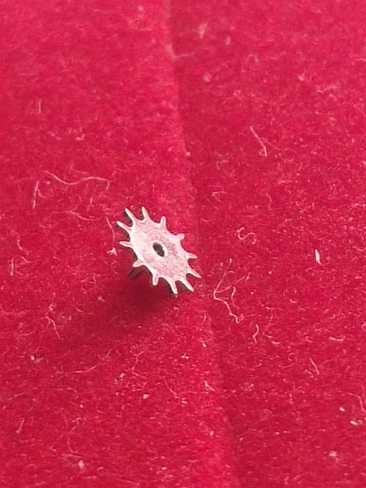 NOS Seiko Parts 737 820/1 Pc