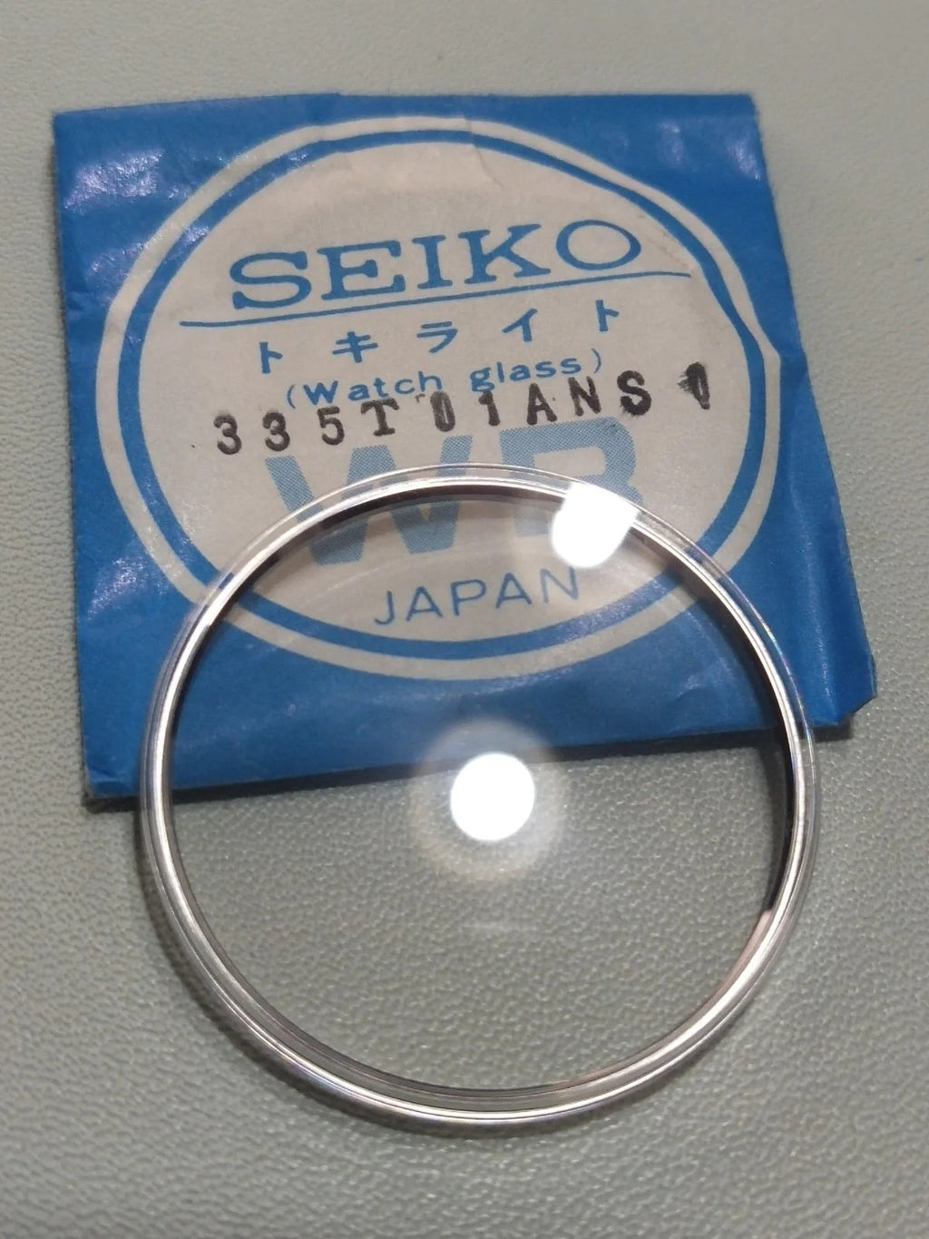 New old stock original Seiko glass Acrylic 335T01ANS