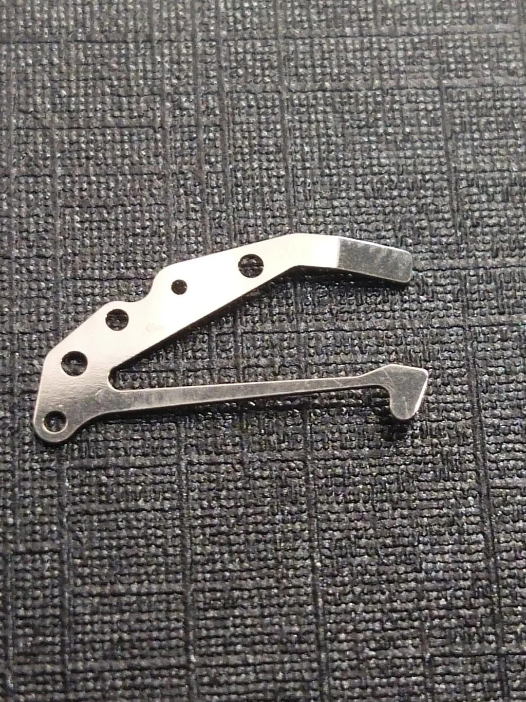 Seiko Part. 389 004 Sitting lever Axel Spring Cal. 0139A (1pc
