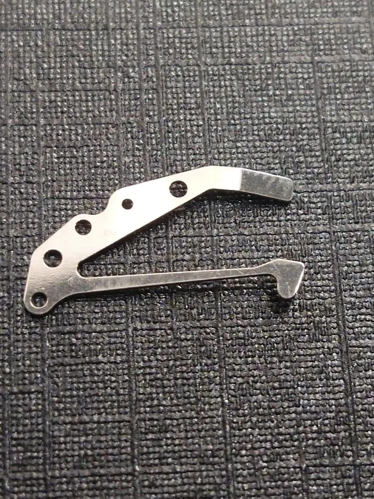 Seiko Part. 389 004 Sitting lever Axel Spring Cal. 0139A (1pc