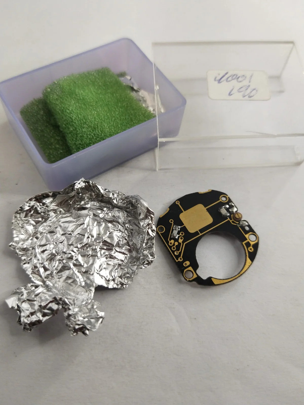 NOS Seiko original circuit part . 4001 190