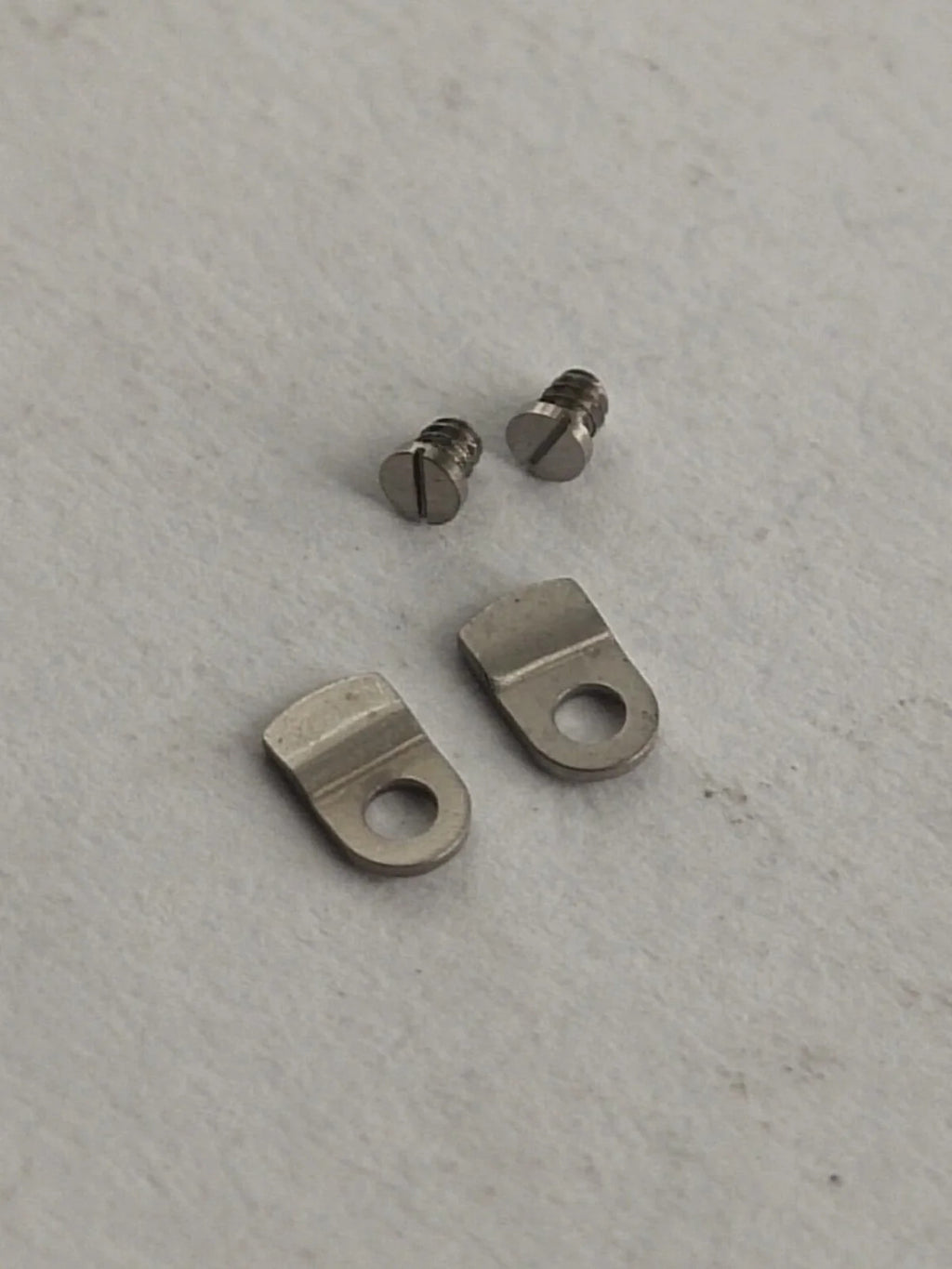 NOS OMEGA Watch Case Clamp with screws /3.3MM×2MM/ Part 1911
