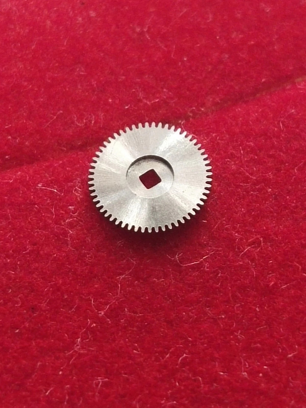 NOS Seiko Parts 505 001 Cal. 5106A/1pc