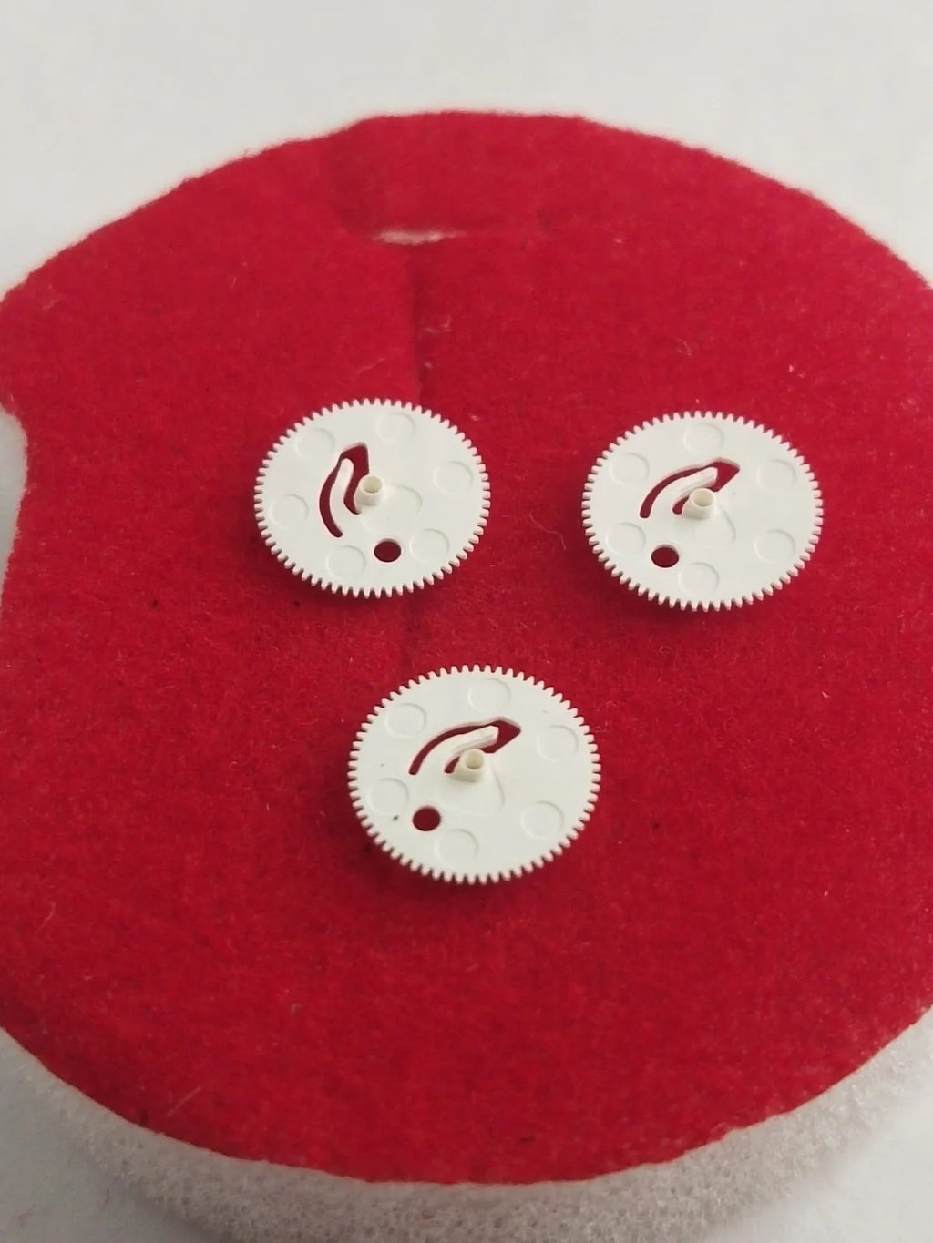 NOS Seiko Date Draiving wheel Parts 802 756 / 1 Pc