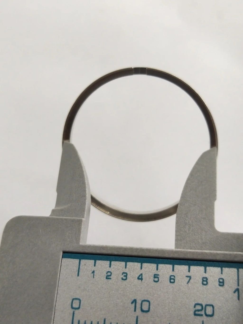 NOS Seiko Part . 8310 8771 / Case Ring