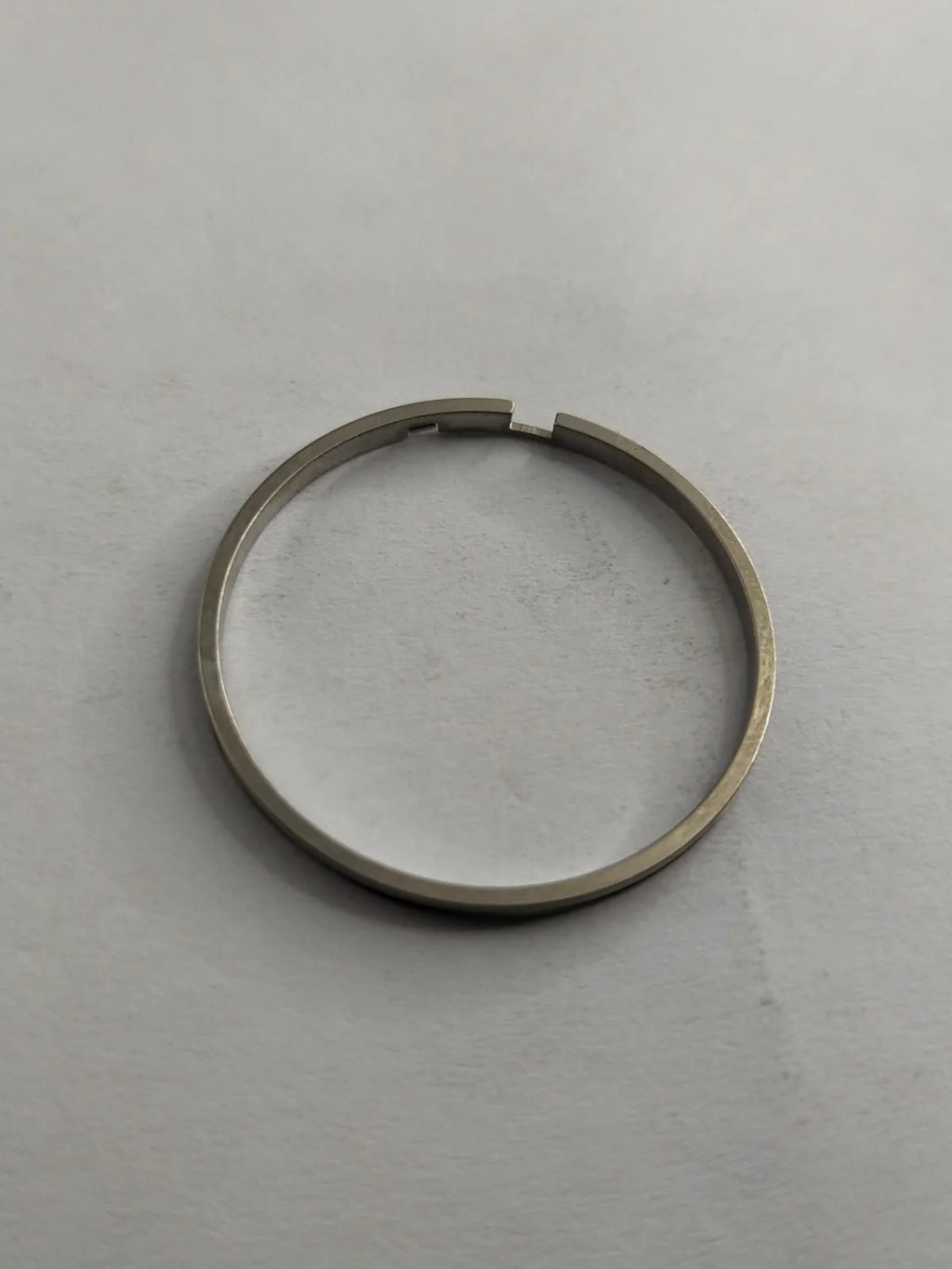 NOS Seiko Part . 8310 8945 / Case Ring