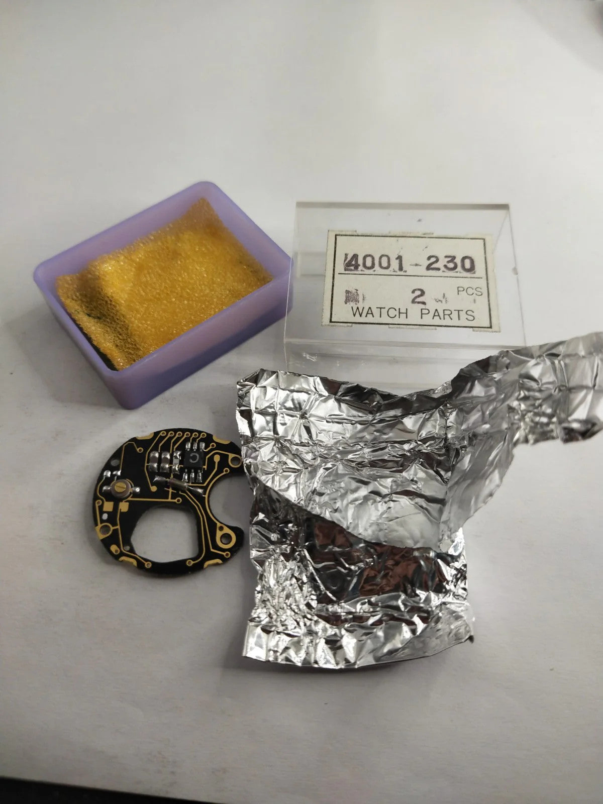 NOS Seiko original circuit part . 4001 230 /Price for one piece