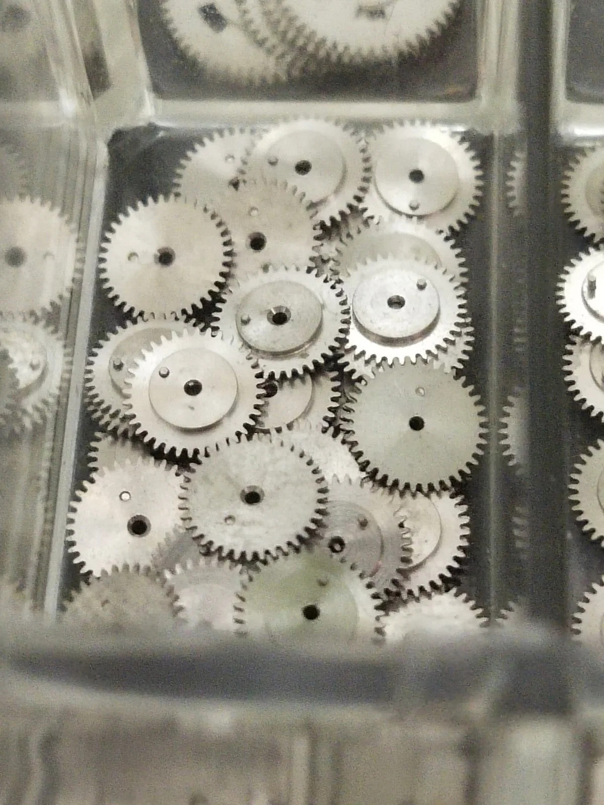 NOS Seiko Date Draiving wheel Parts 802 220 / 1 Pc