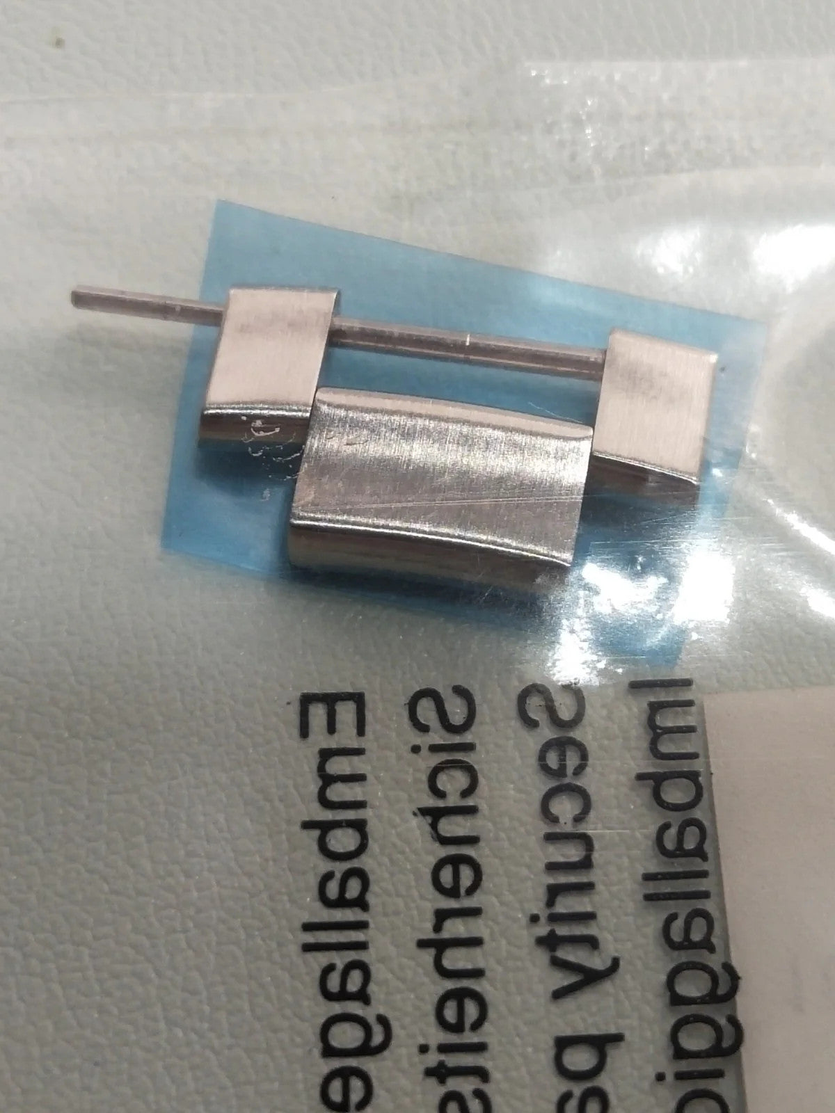 GUCCI Original / Link Steel color / Part No. 163.8505.2.1 S / 18m.m