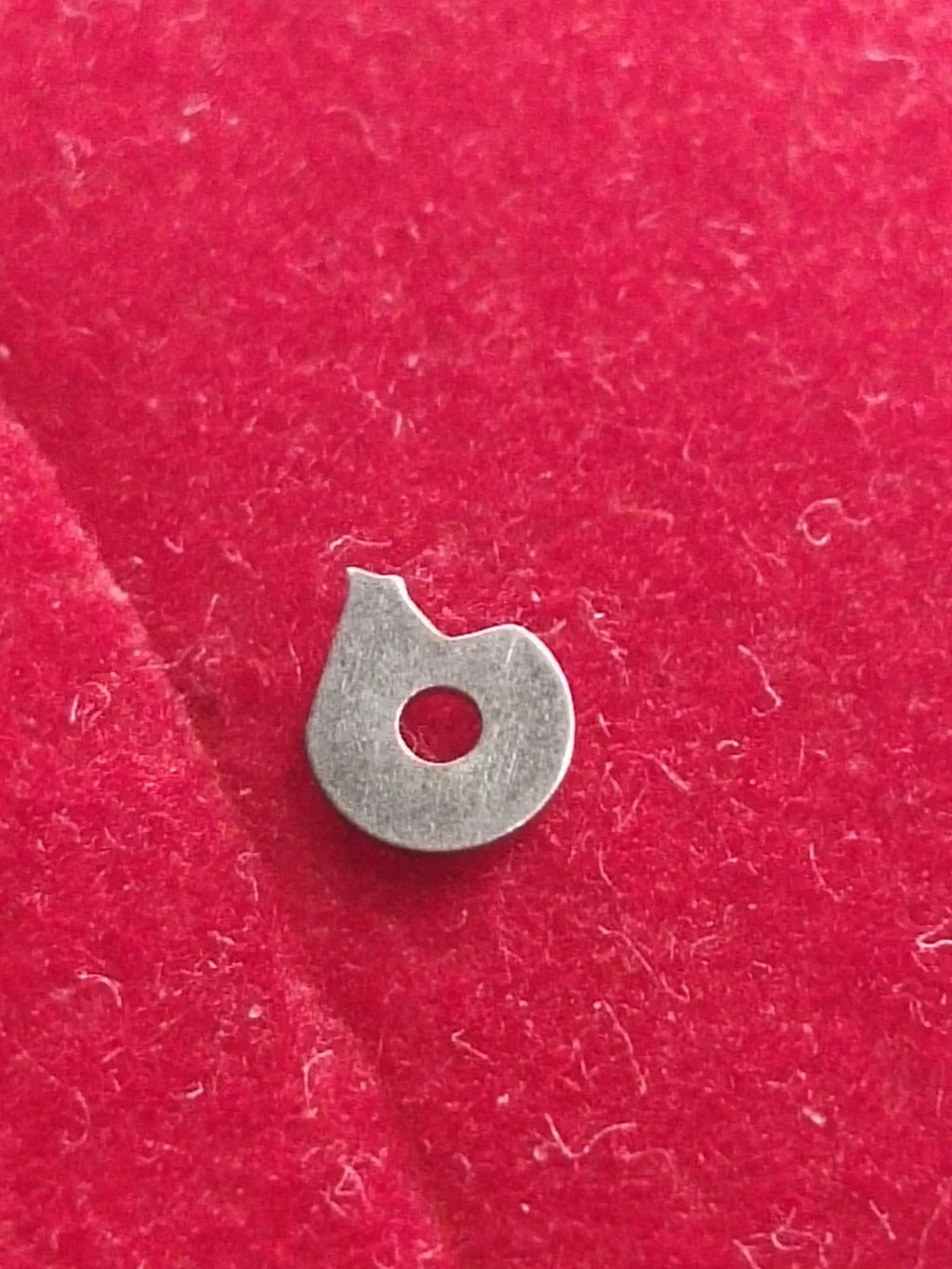NOS Seiko Parts 556 010 /1pc