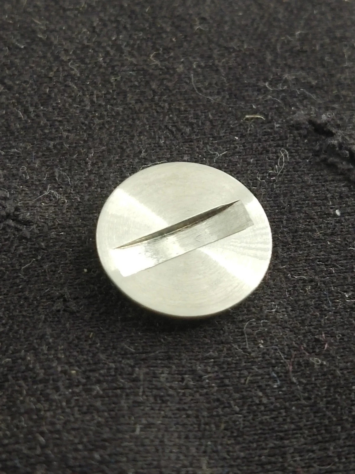 NOS Seiko Part . 8359 1569 Battery Hatch Cover