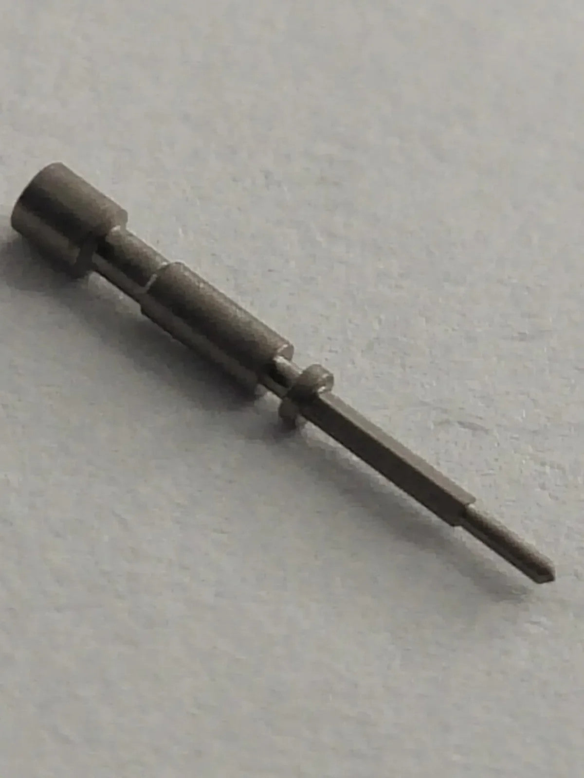 NOS SEIKO PARTS / Stem/ Part . 354 693 /Cal. 6601A/2451/245/1pc