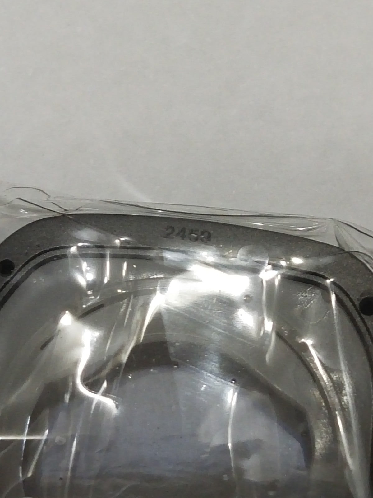 GUCCI Original / Complete Case/ black ceramic Part No. YDA04162/Factory sealed 