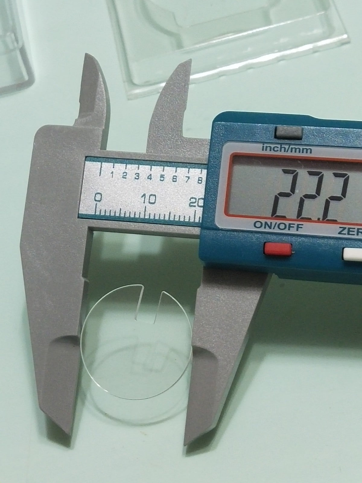 GUCCI Original /Crystal / Part No. YDA 42007