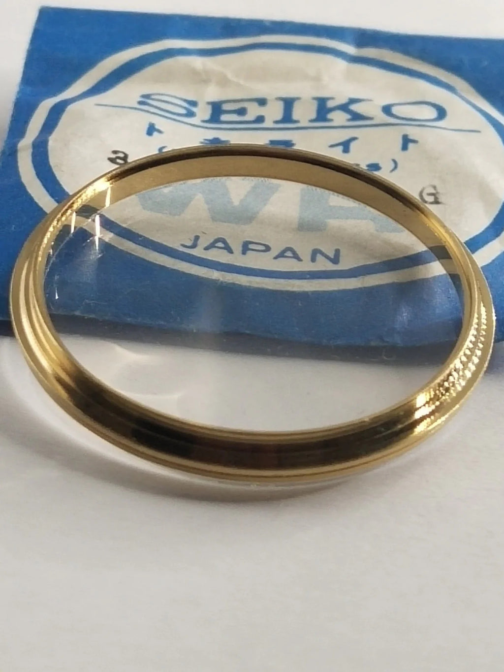 New old stock original Seiko glass300V16GNG