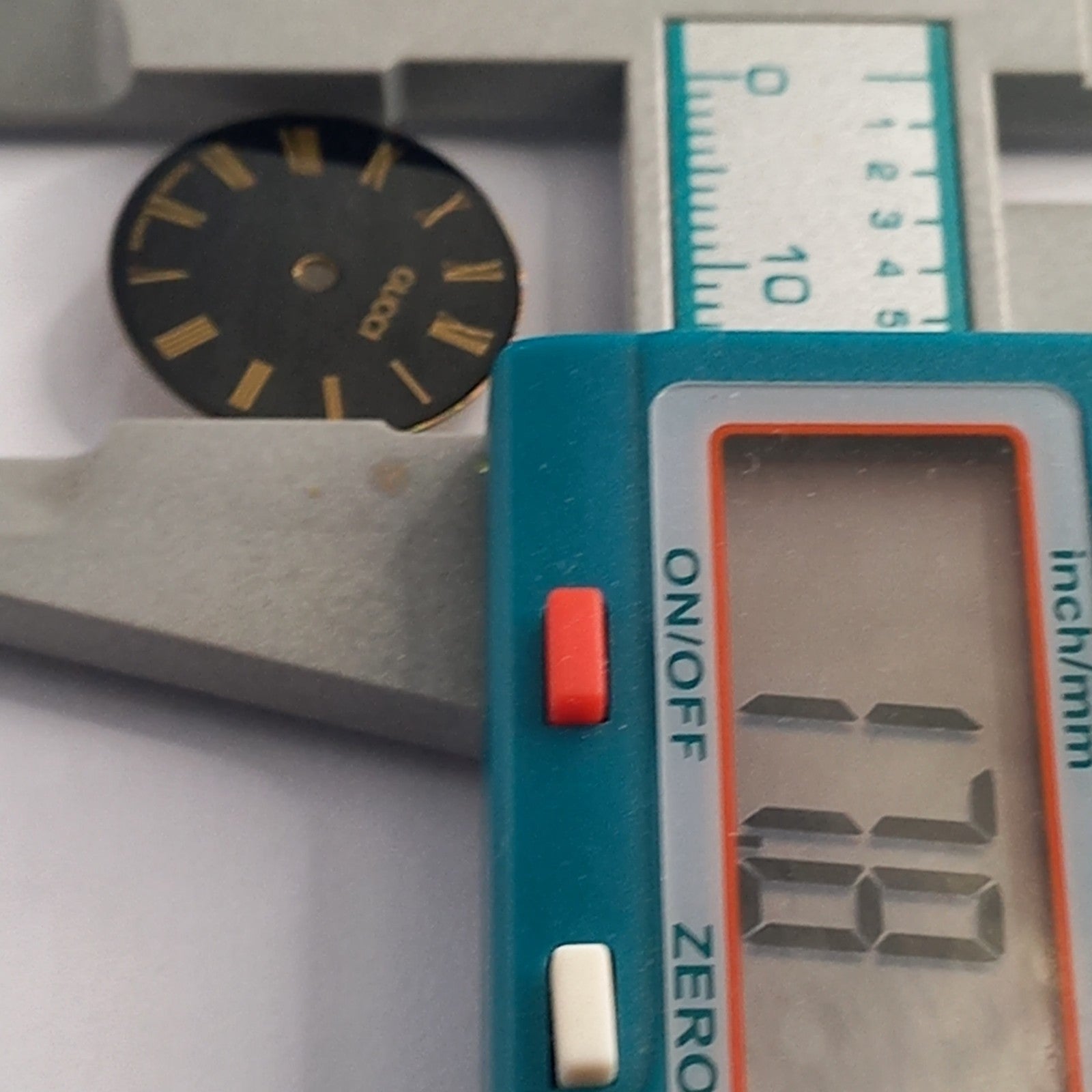 GUCCI Original/ CADRAN NOIR Rom 2000L / Part No. 051.033.1/ black color 