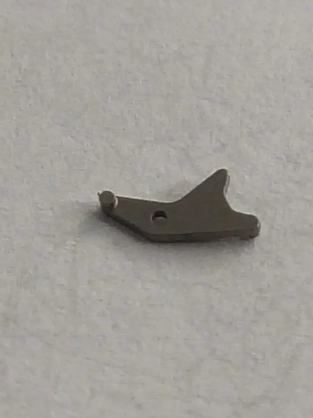 NOS SEIKO PARTS / Sitting lever/ Part . 383 252/Cal. 2515B/16B/17B/18B /1Pc