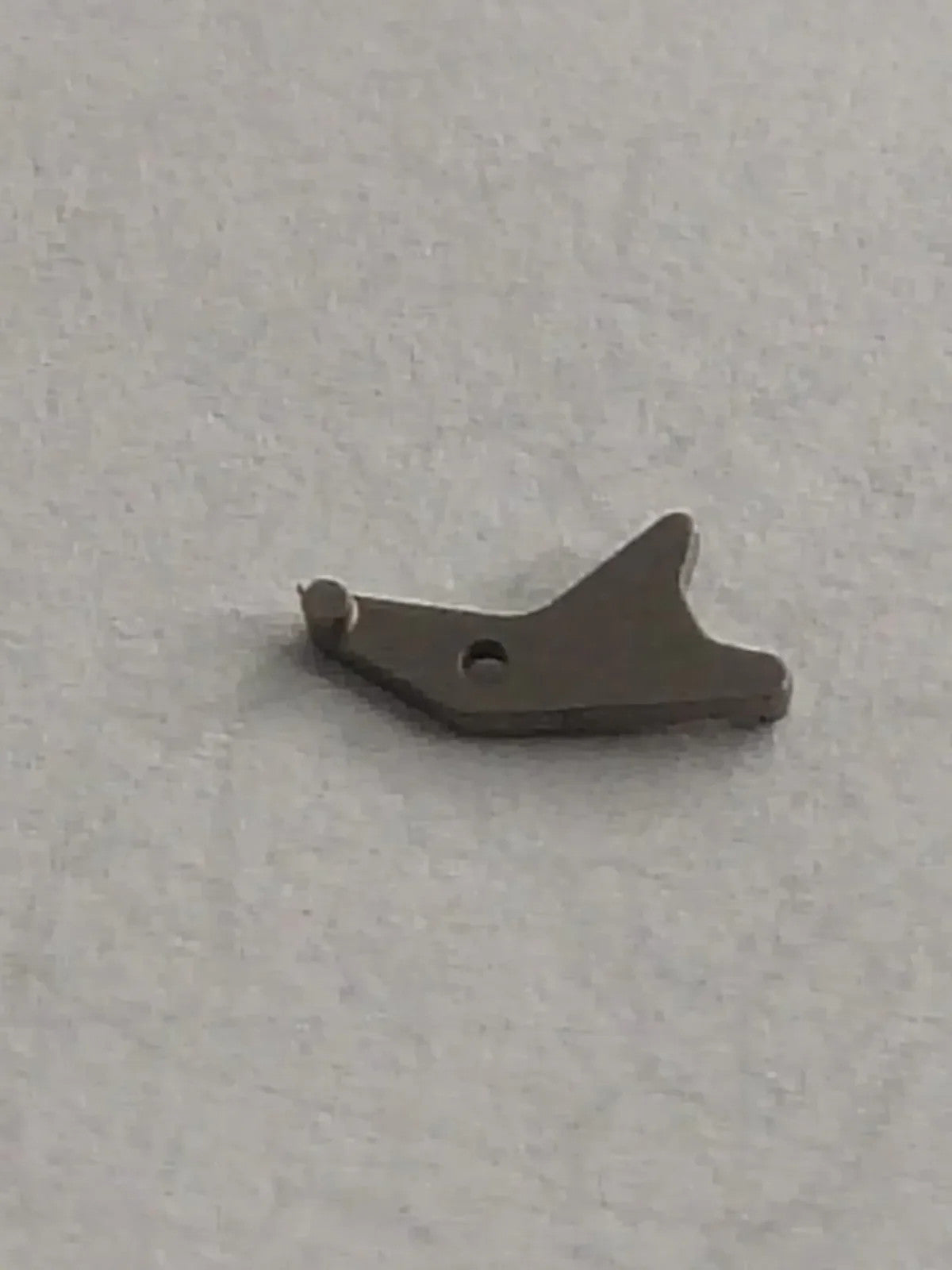 NOS SEIKO PARTS / Sitting lever/ Part . 383 252/Cal. 2515B/16B/17B/18B /1Pc