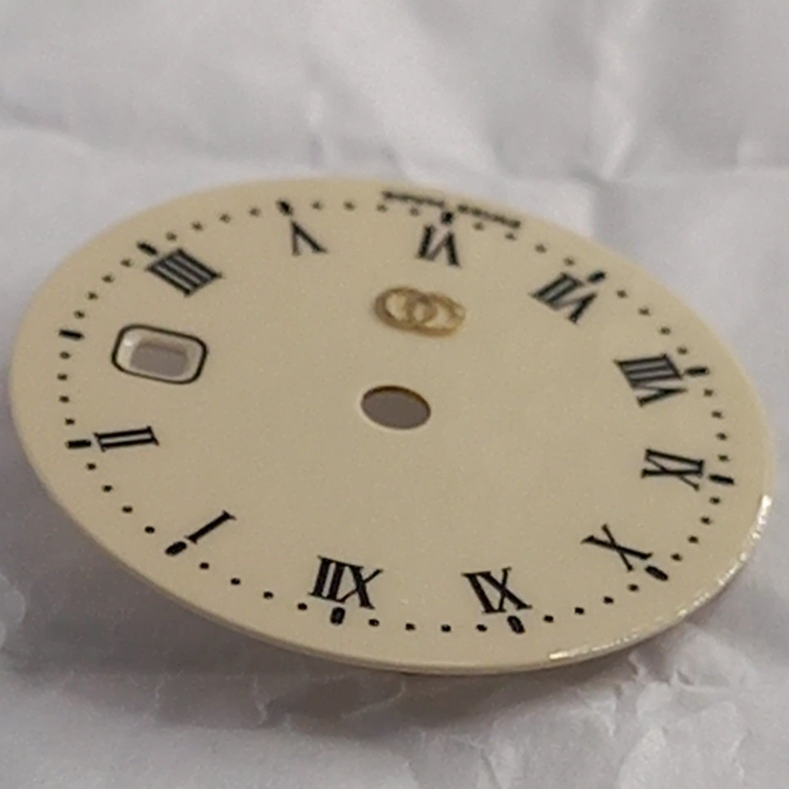 GUCCI Original/ CADRAN IVO.8200J / Part No. 051.265CA/ BEIGE color