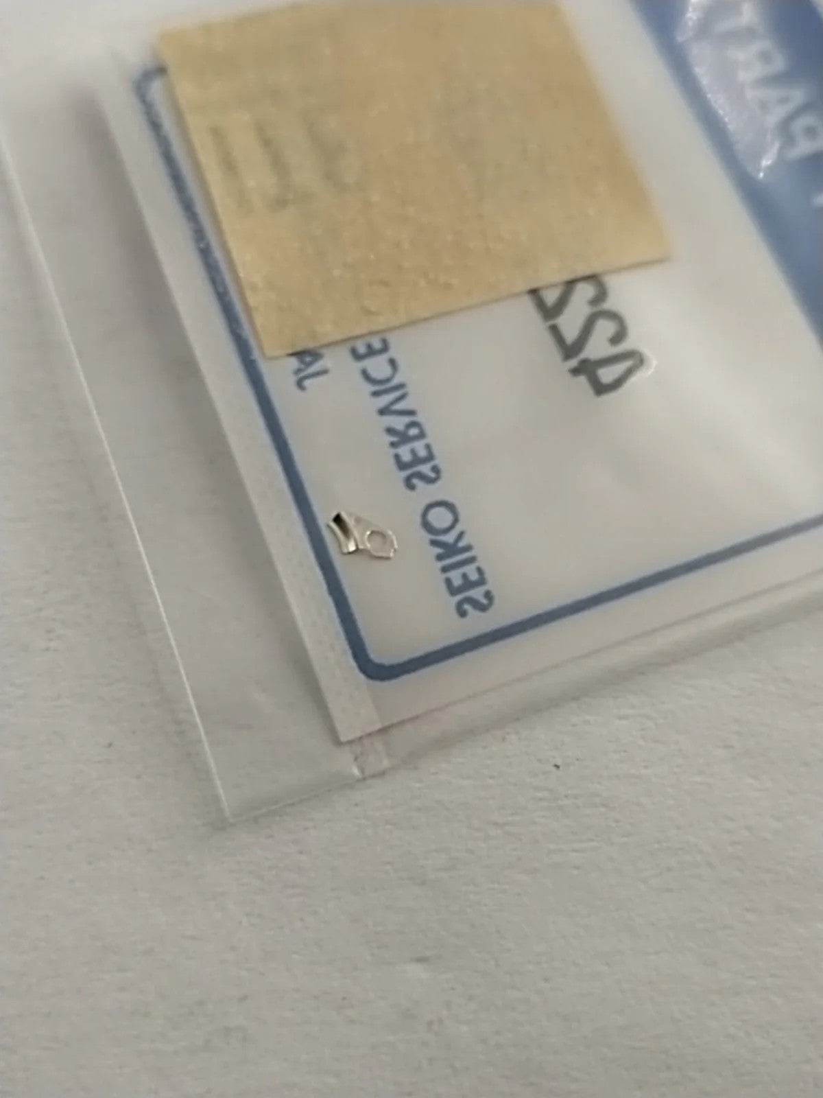 ORIGINAL SEIKO PARTS /BATTERY BRIDLE SPRING / Part . 4225 550