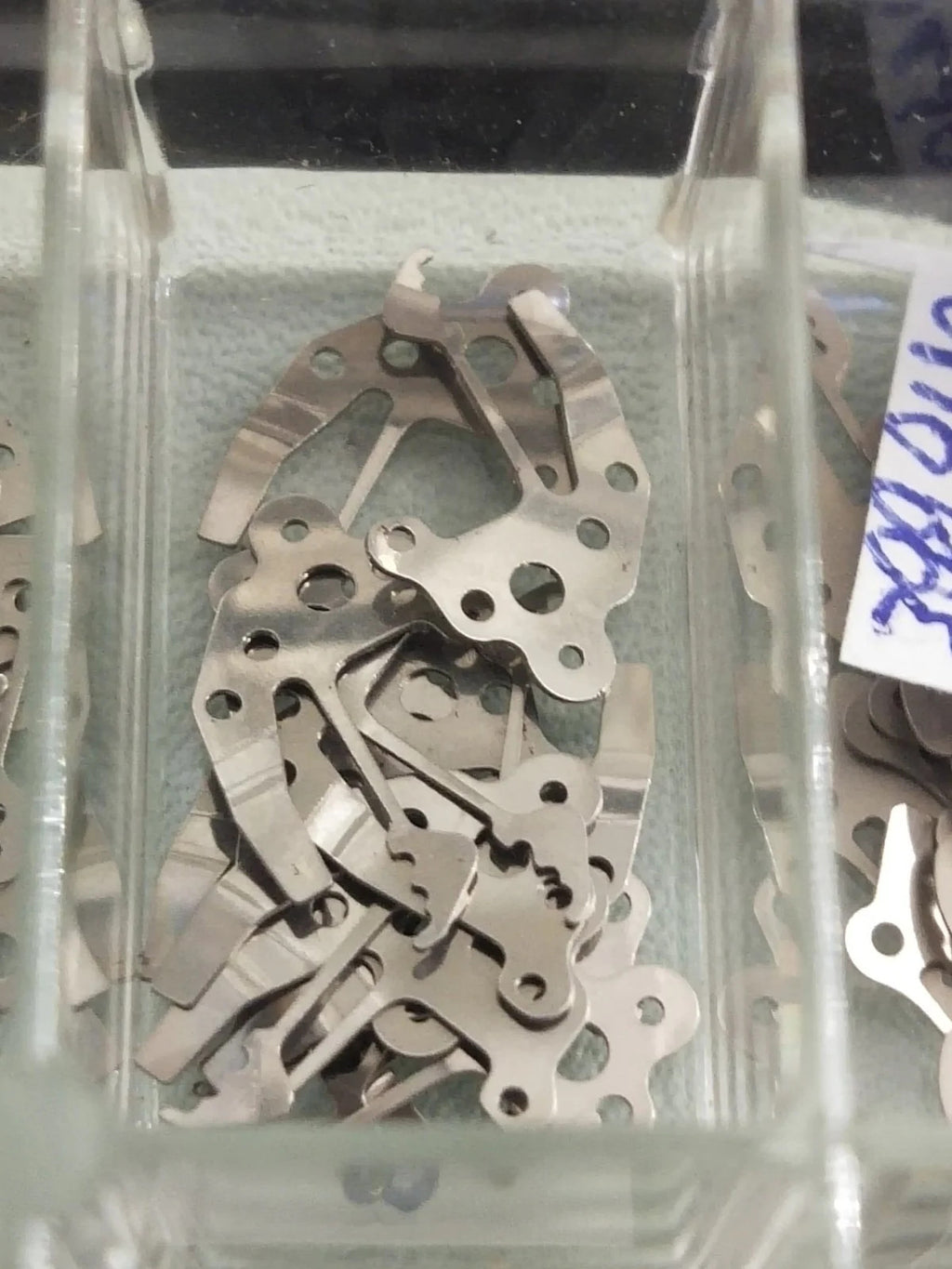 Seiko Part. 388 832 Sitting lever Spring /Cal.3863A/3803A/3819A/(1pc