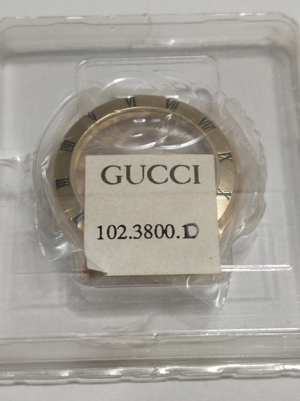 GUCCI Original / Complete Case/ Part No. 102.3800./ 3800jr Gold color 