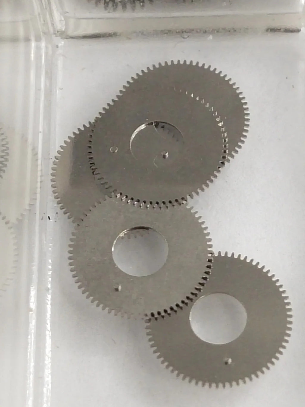 NOS Seiko Date Draiving wheel Parts 802 019 / 1 Pc