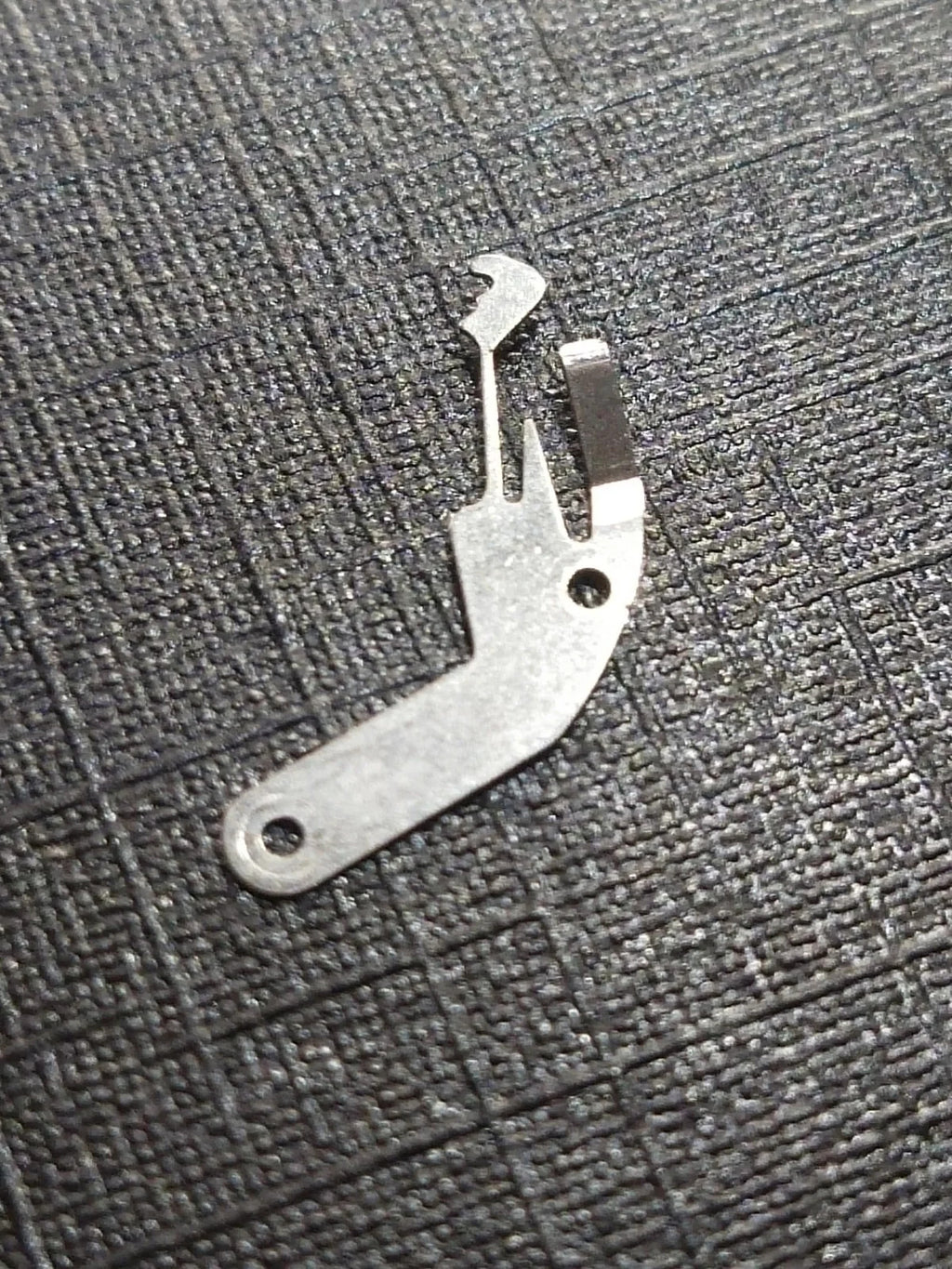 Seiko Part. 389 940 Sitting lever Axel Spring Cal. M158A (1pc
