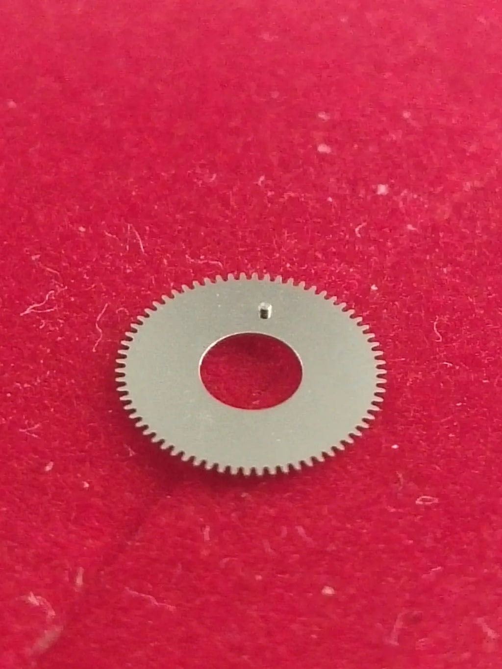 NOS Seiko Date Draiving wheel Parts 802 019 / 1 Pc