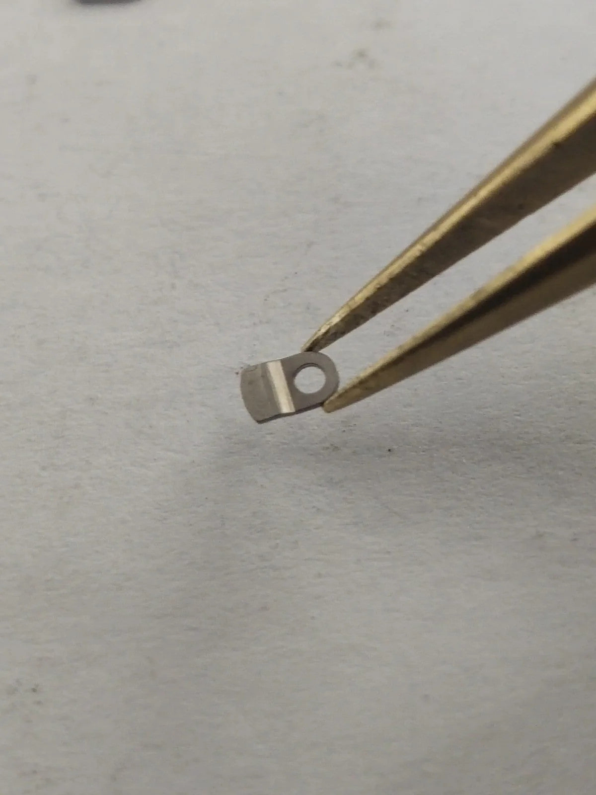 NOS OMEGA Watch Case Clamp with screws /3.3MM×2MM/ Part