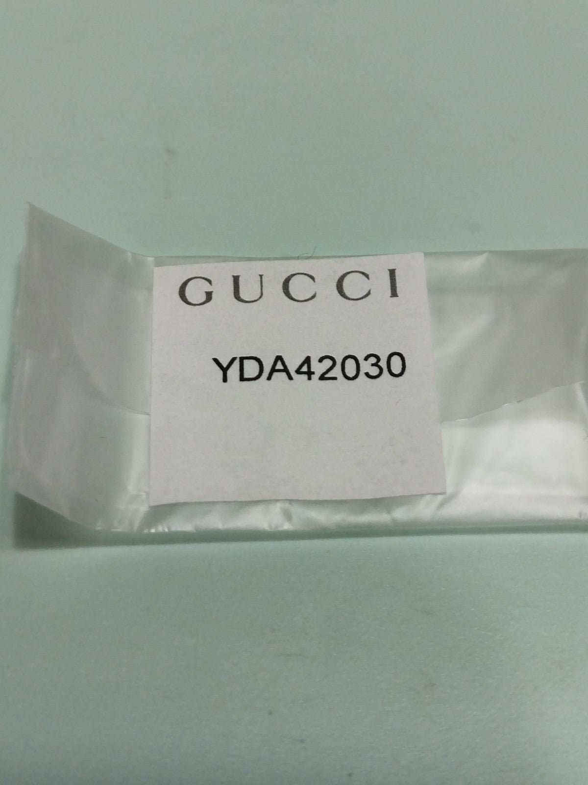 GUCCI Original /Crystal / Part No. YDA 42030