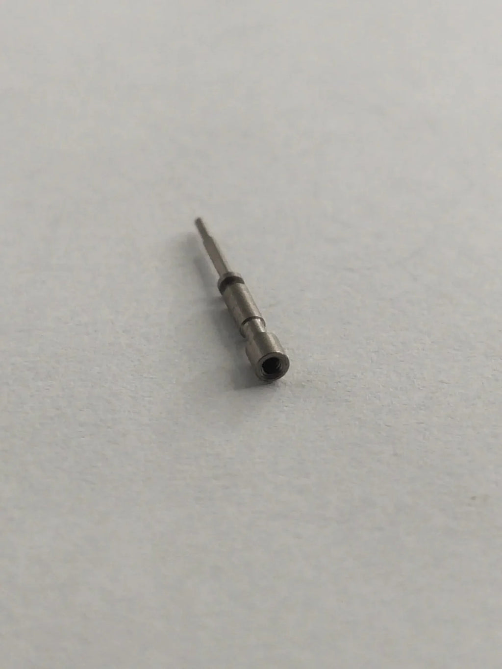 NOS SEIKO PARTS / Stem/ Part . 354 693 /Cal. 6601A/2451/245/1pc