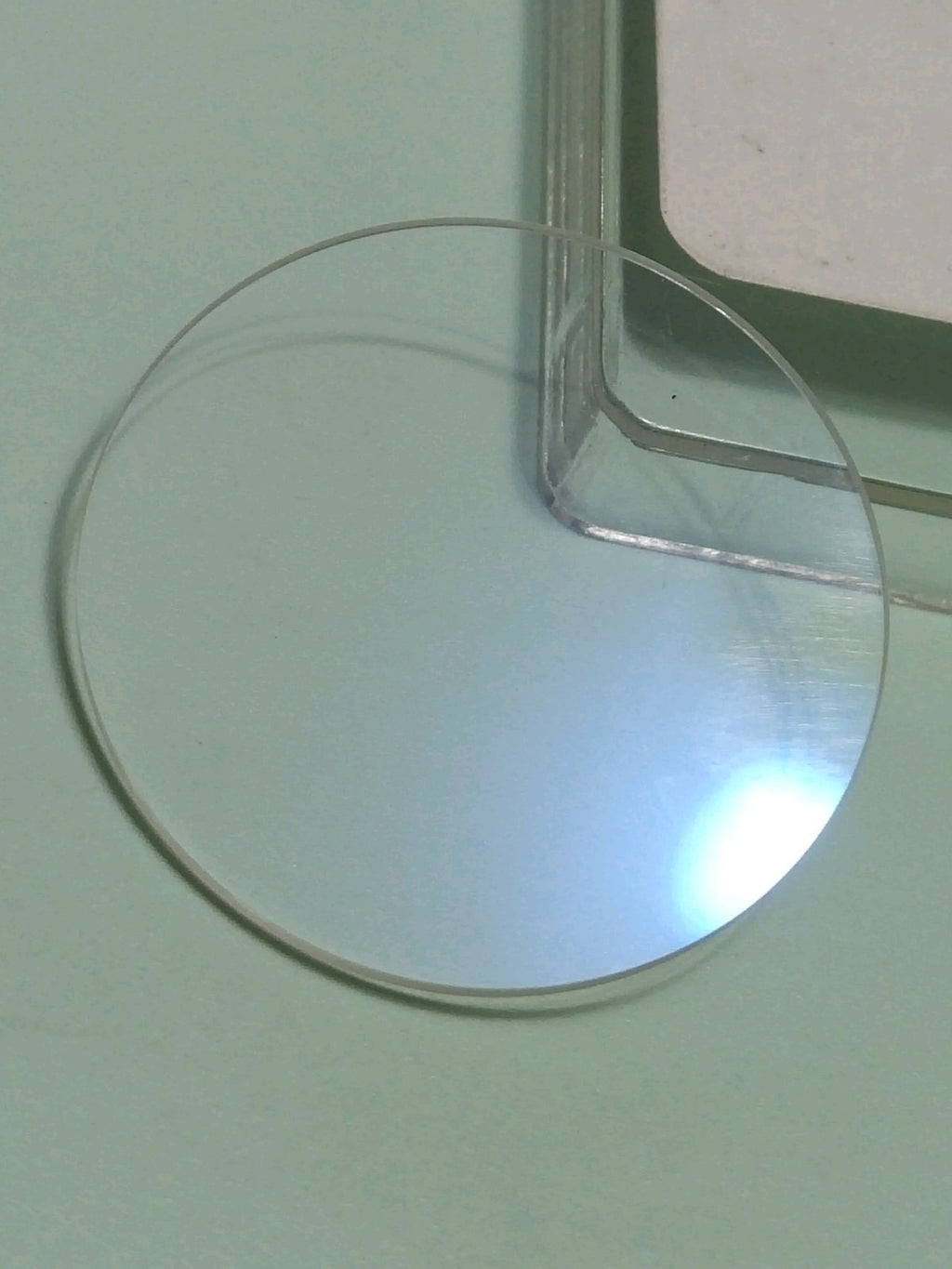 GUCCI Original /Sapphire Crystal / Part No. YDA 42041