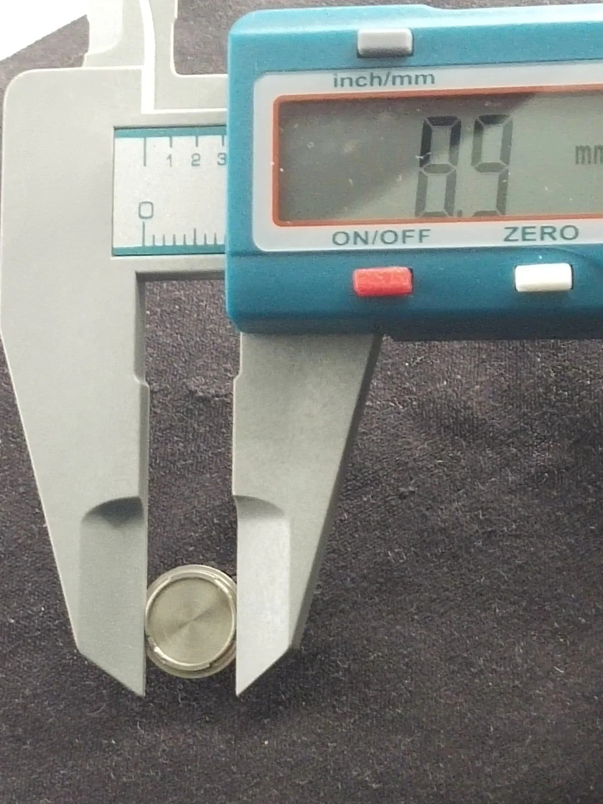 NOS Seiko Part . 8359 1959 Battery Hatch Cover